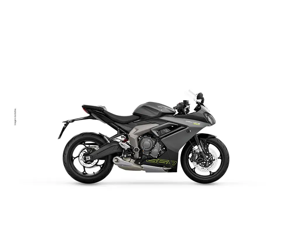DAYTONA 660